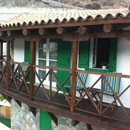 Maison Elena Kalopanagiotis