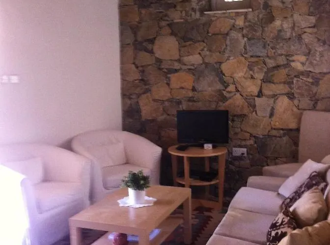 Maison Elena Kalopanagiotis